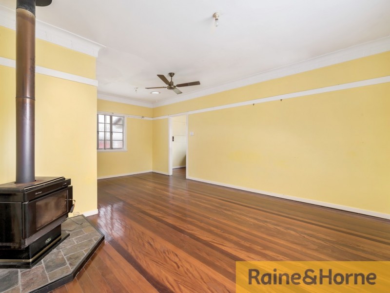 14 Egan Avenue, Beachmere QLD 4510