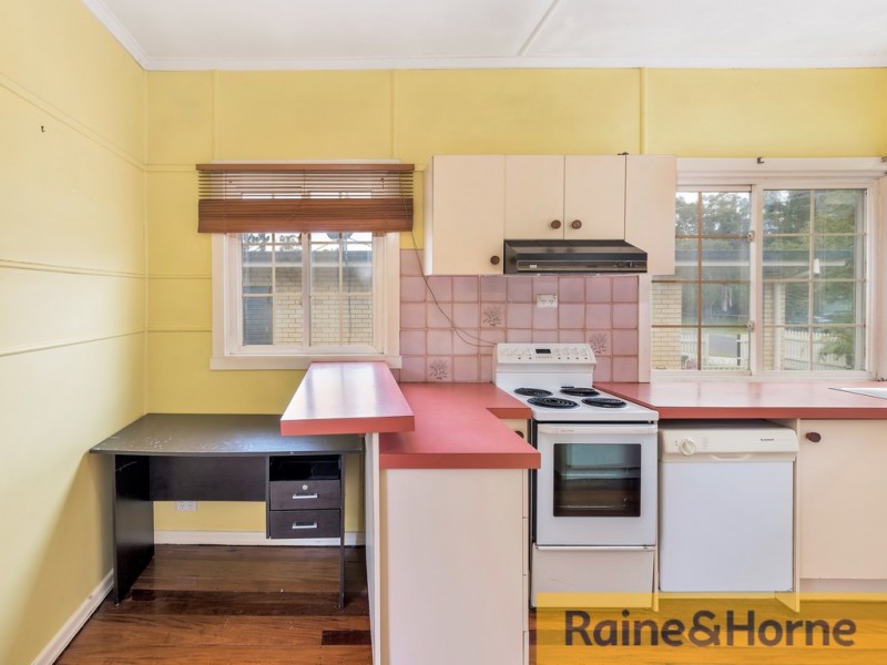 14 Egan Avenue, Beachmere QLD 4510