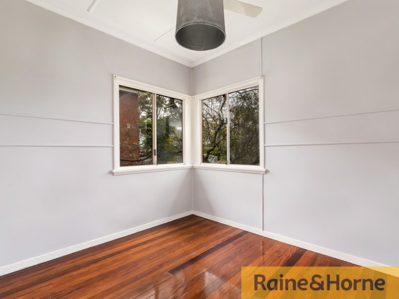 14 Egan Avenue, Beachmere QLD 4510