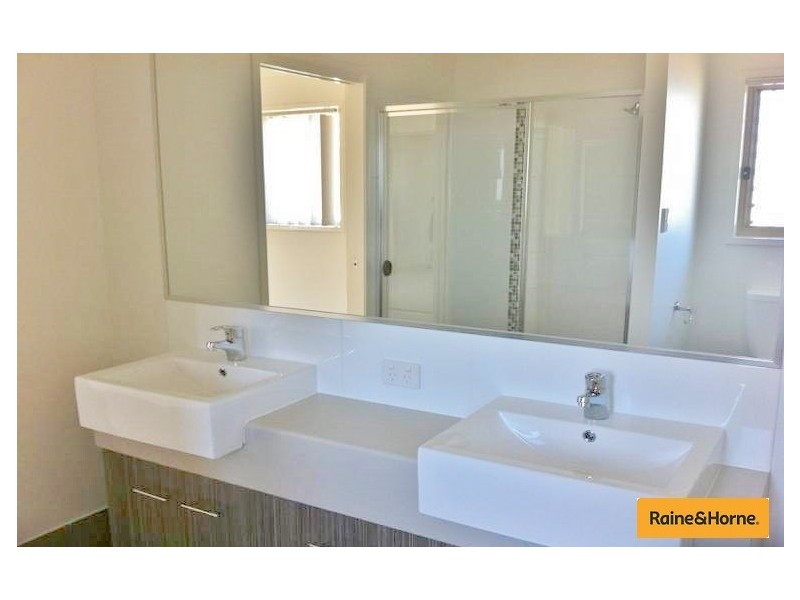 28 Retreat Crescent, Narangba QLD 4504