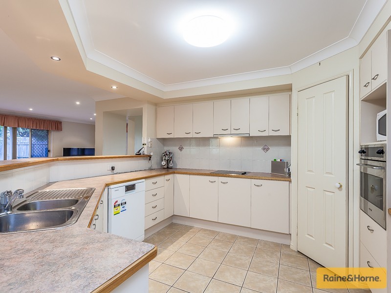 12 Sutherland Crescent, Morayfield QLD 4506