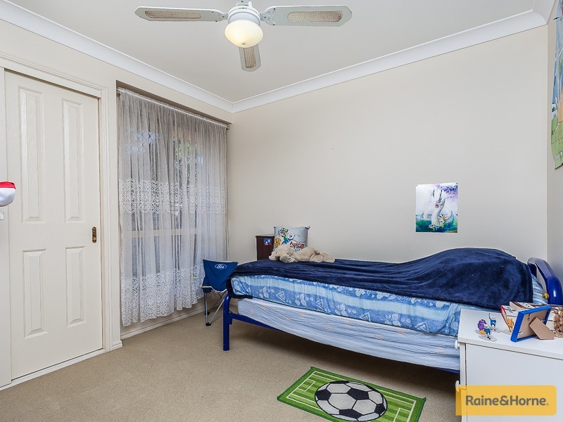 12 Sutherland Crescent, Morayfield QLD 4506