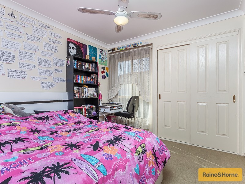 12 Sutherland Crescent, Morayfield QLD 4506