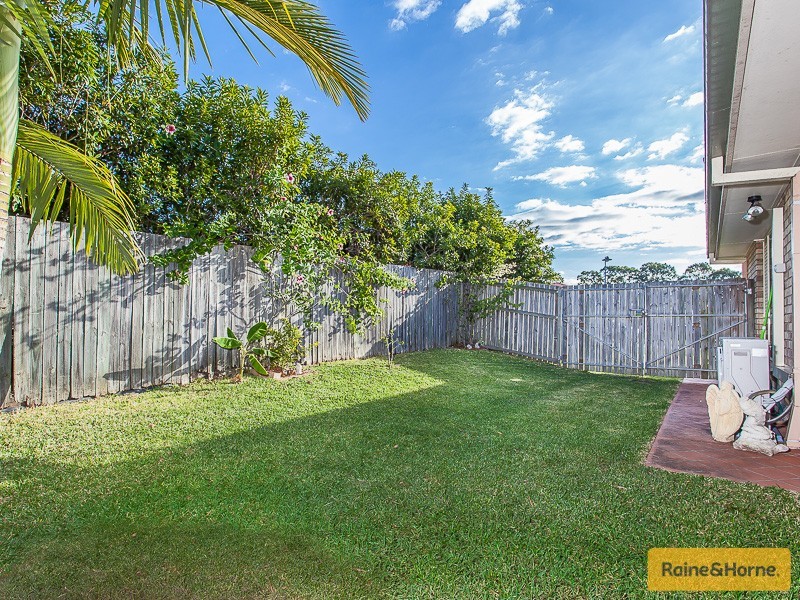 12 Sutherland Crescent, Morayfield QLD 4506