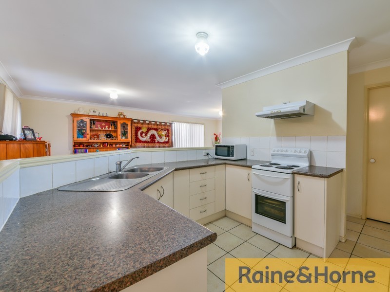 18 Glenn Street, Morayfield QLD 4506
