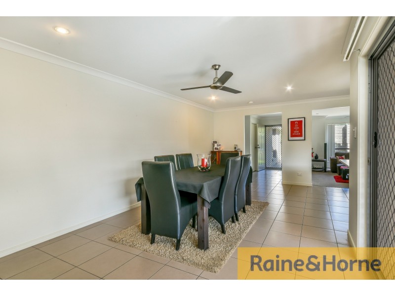 35 Nicole St, Morayfield QLD 4506
