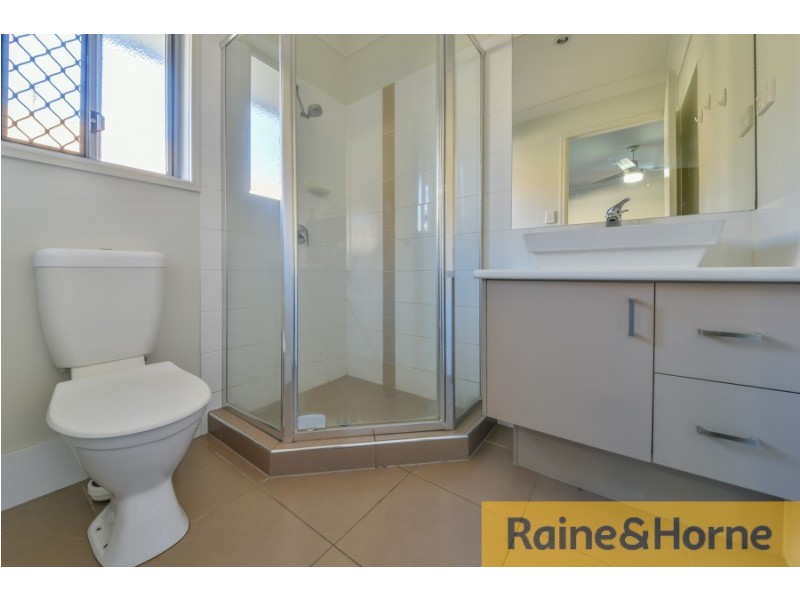 35 Nicole St, Morayfield QLD 4506