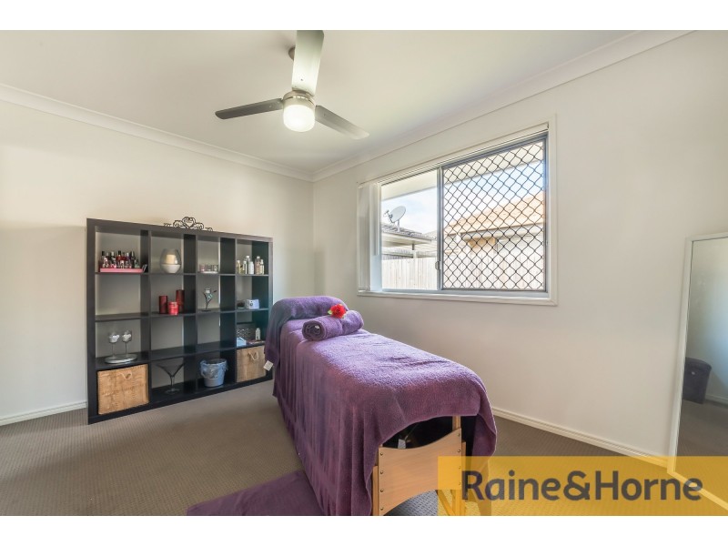 35 Nicole St, Morayfield QLD 4506