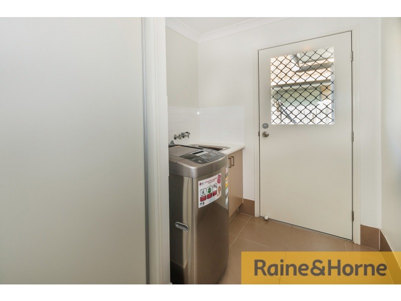35 Nicole St, Morayfield QLD 4506