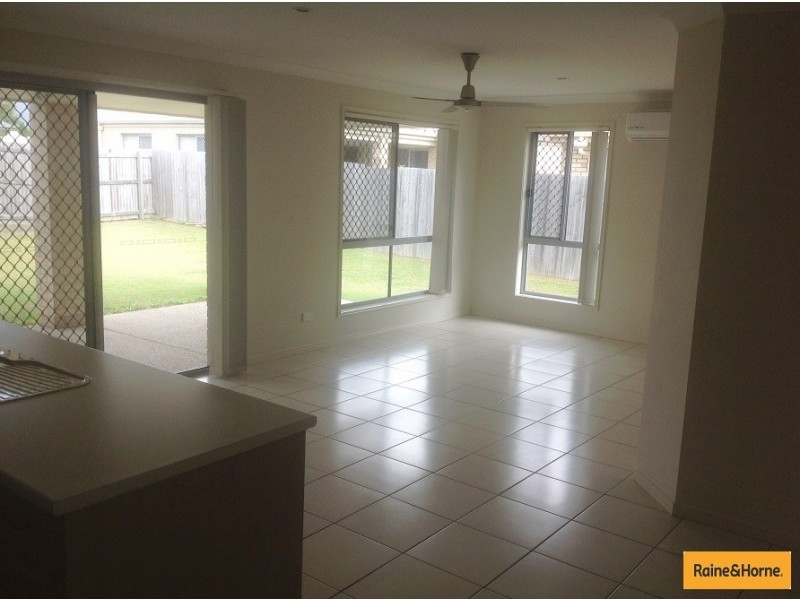 10 Thistledome Street, Morayfield QLD 4506