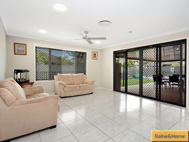 13 Lookout Place, Narangba QLD 4504