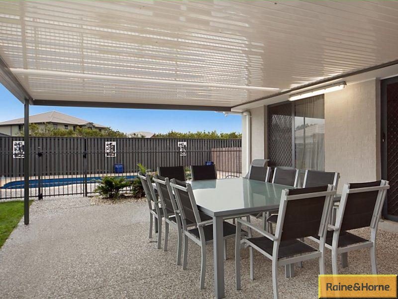 13 Lookout Place, Narangba QLD 4504