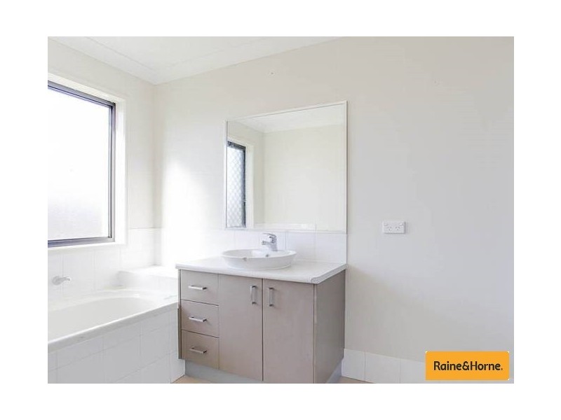 89 Lennon Boulevard, Narangba QLD 4504