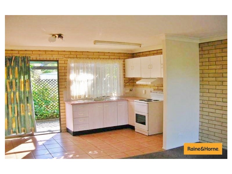 4 Joanne Street, Caboolture QLD 4510
