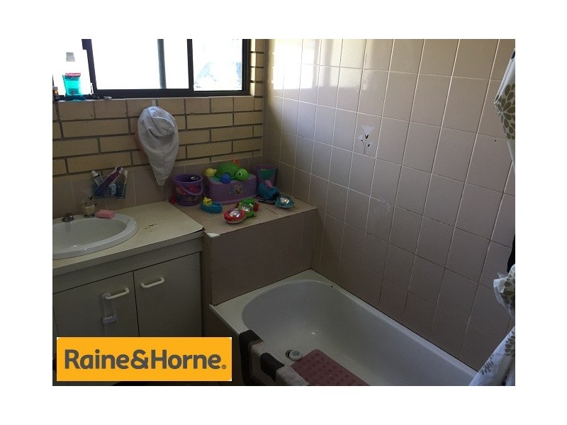 4 Joanne Street, Caboolture QLD 4510