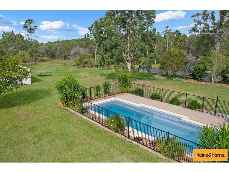 169 Thornbill Dr, Upper Caboolture QLD 4510