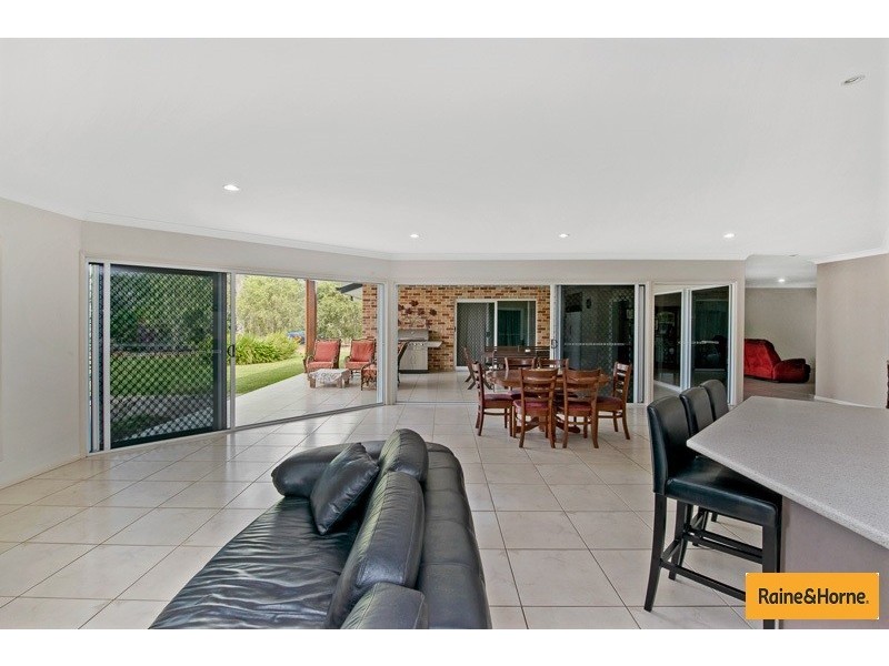 169 Thornbill Dr, Upper Caboolture QLD 4510