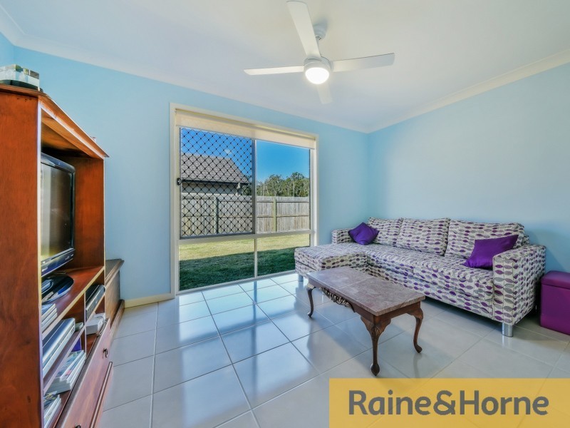 8 Chaps Cl, Narangba QLD 4504