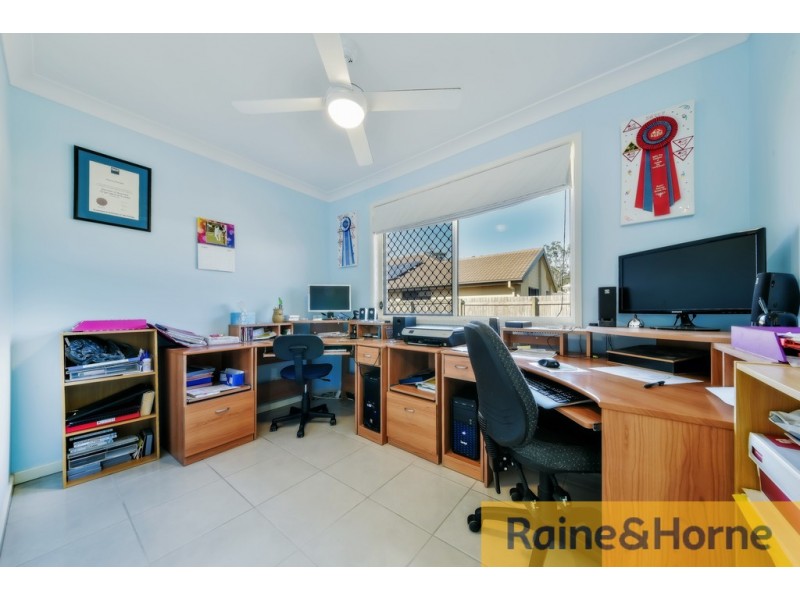 8 Chaps Cl, Narangba QLD 4504