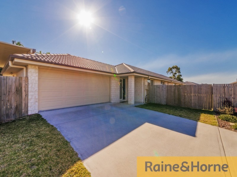 8 Chaps Cl, Narangba QLD 4504