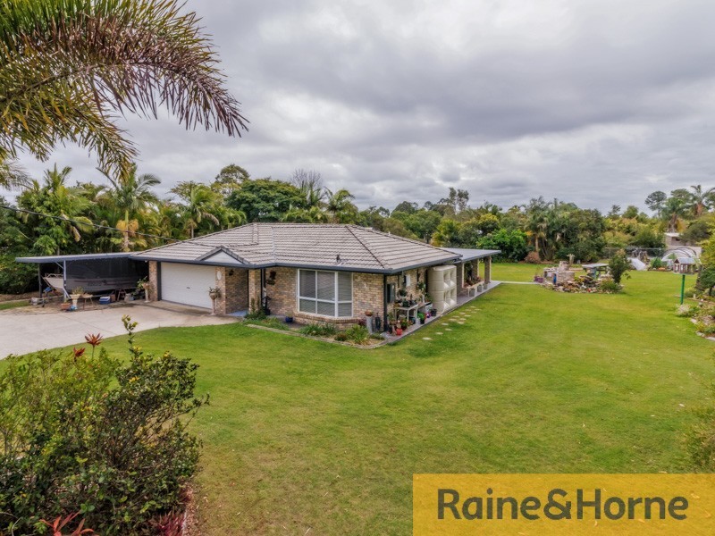 17 Taksan Pl, Ningi QLD 4511