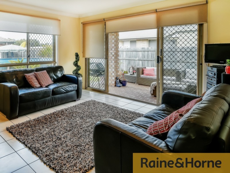6 Gundabluey Crt, Burpengary QLD 4505
