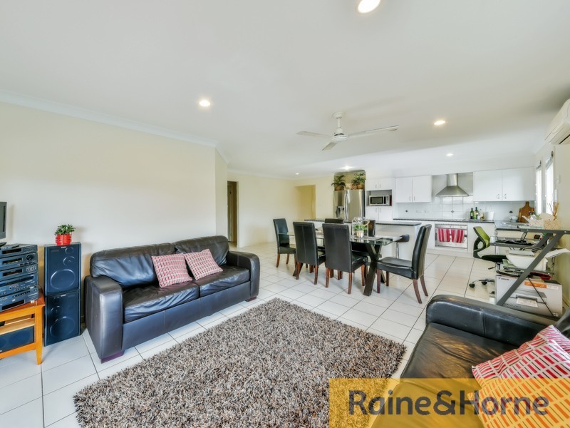 6 Gundabluey Crt, Burpengary QLD 4505