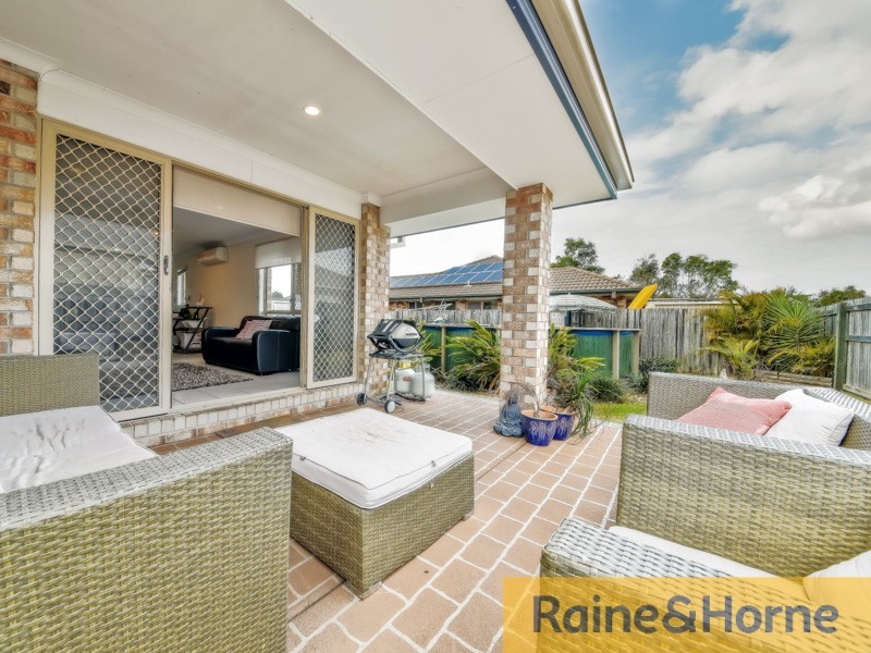 6 Gundabluey Crt, Burpengary QLD 4505