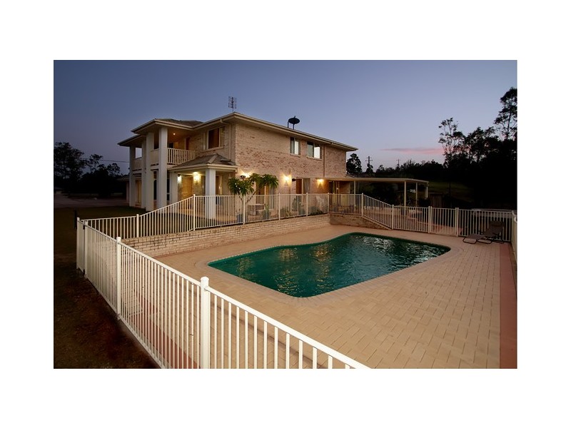 51 Lorikeet Dr, Tamaree QLD 4570