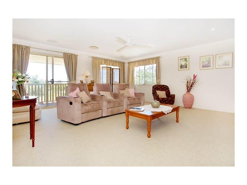 51 Lorikeet Dr, Tamaree QLD 4570