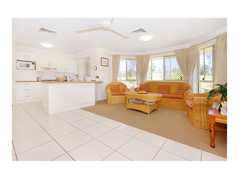51 Lorikeet Dr, Tamaree QLD 4570