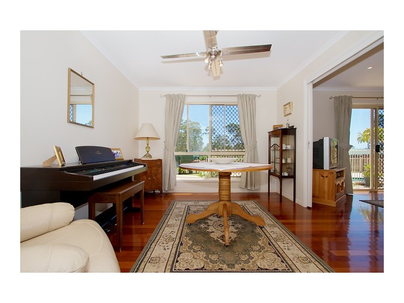 51 Lorikeet Dr, Tamaree QLD 4570