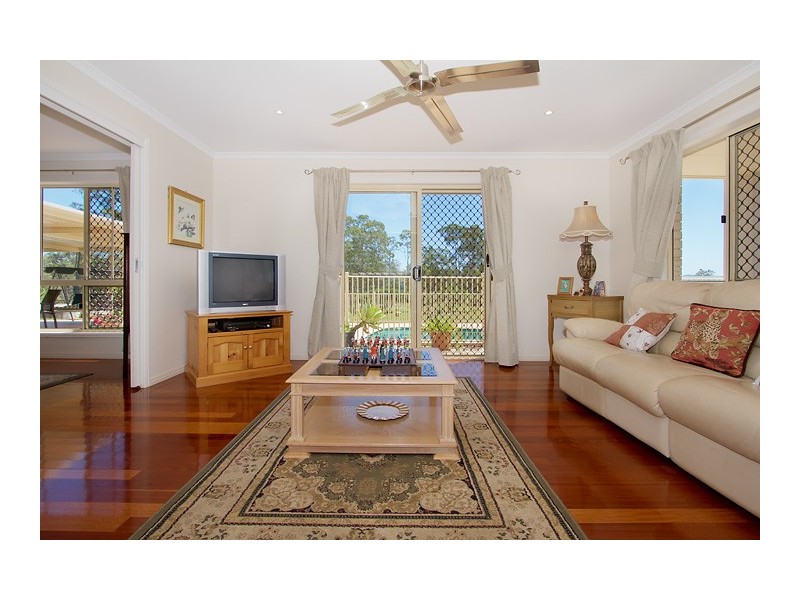 51 Lorikeet Dr, Tamaree QLD 4570