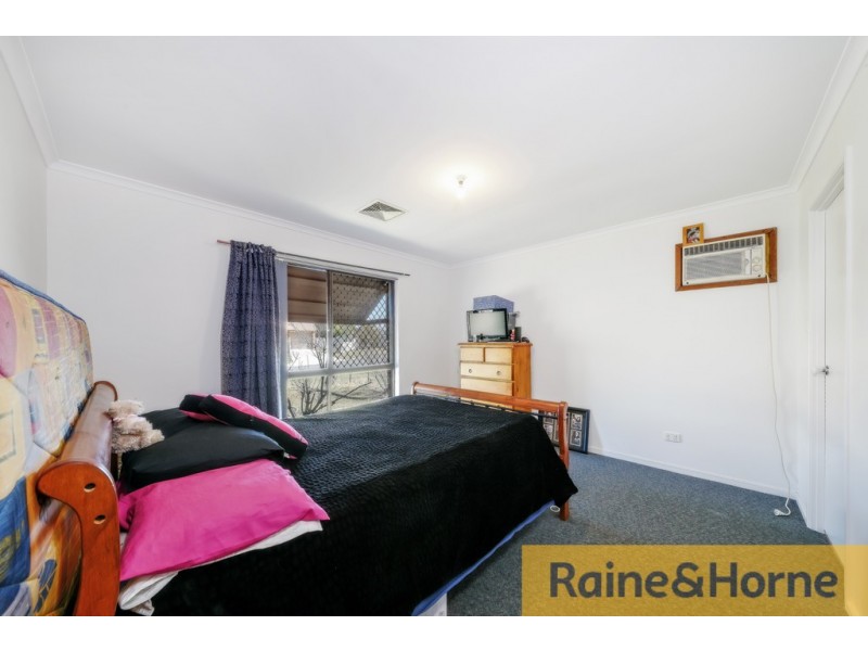 16 Benjamin Court, Morayfield QLD 4506