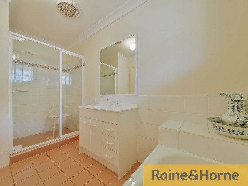 32 Meadowview Drive, Morayfield QLD 4506