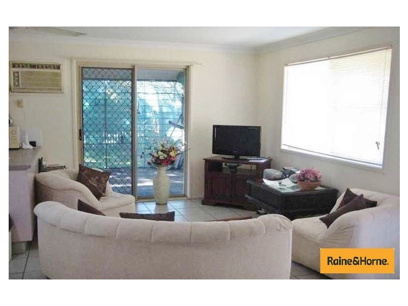 12 James Road, Beachmere QLD 4510