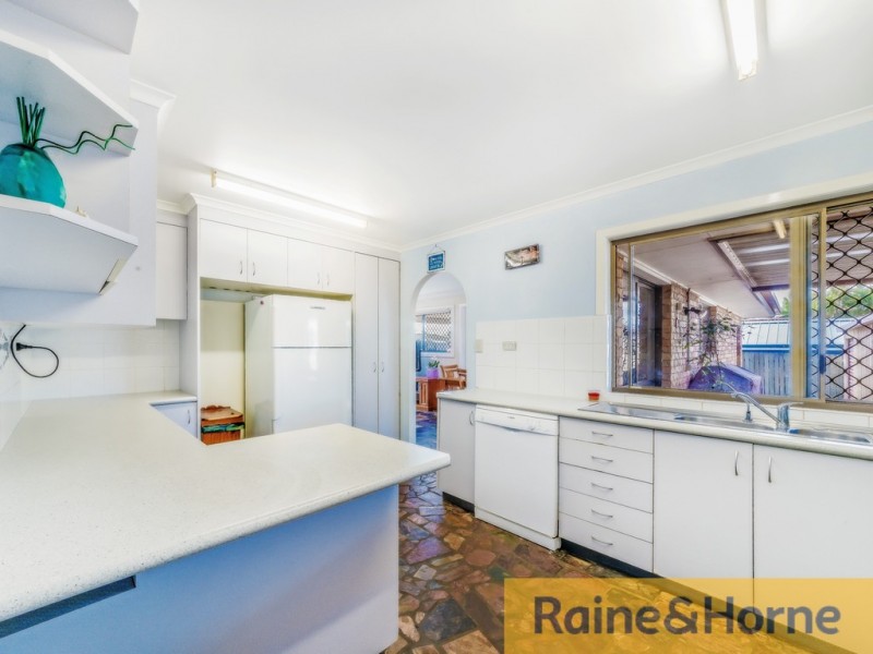 20 Emerson Drive, Morayfield QLD 4506