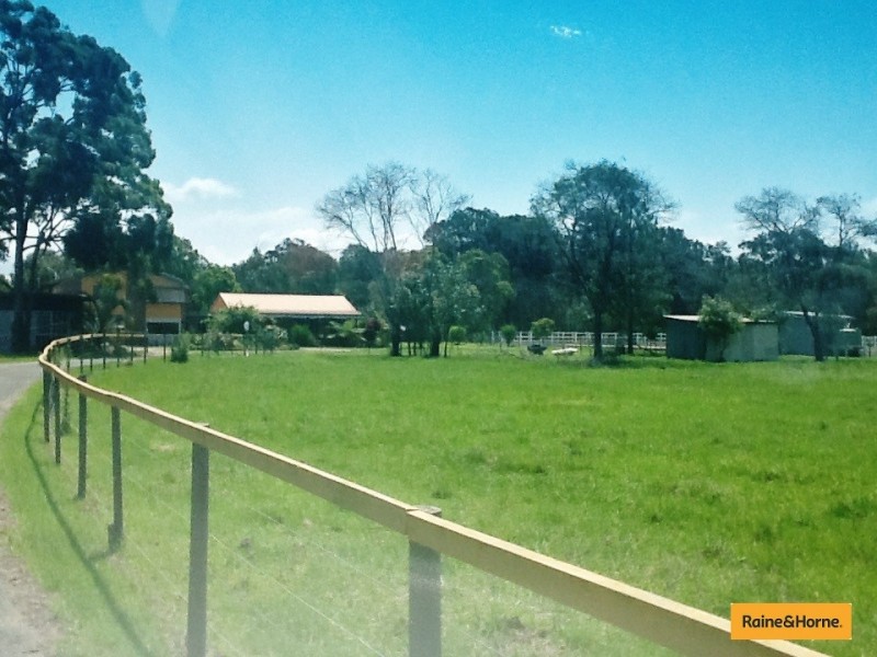 15 Murray Court, Beachmere QLD 4510