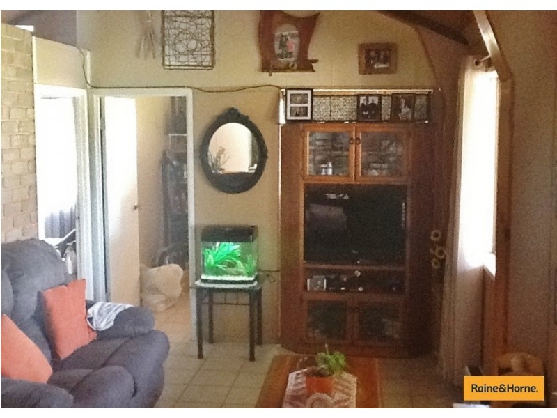 15 Murray Court, Beachmere QLD 4510