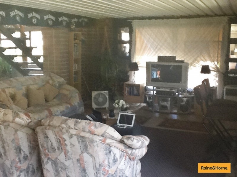 15 Murray Court, Beachmere QLD 4510