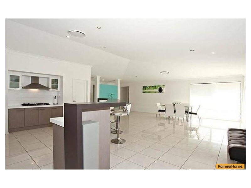 9 Elmwood Drive, Bray Park QLD 4500