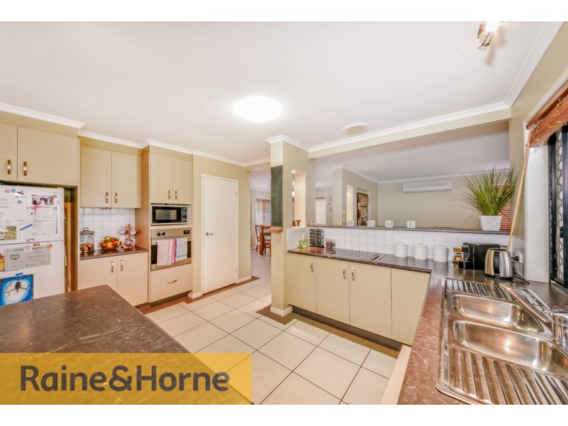 14 Springwaters Crescent, Morayfield QLD 4506