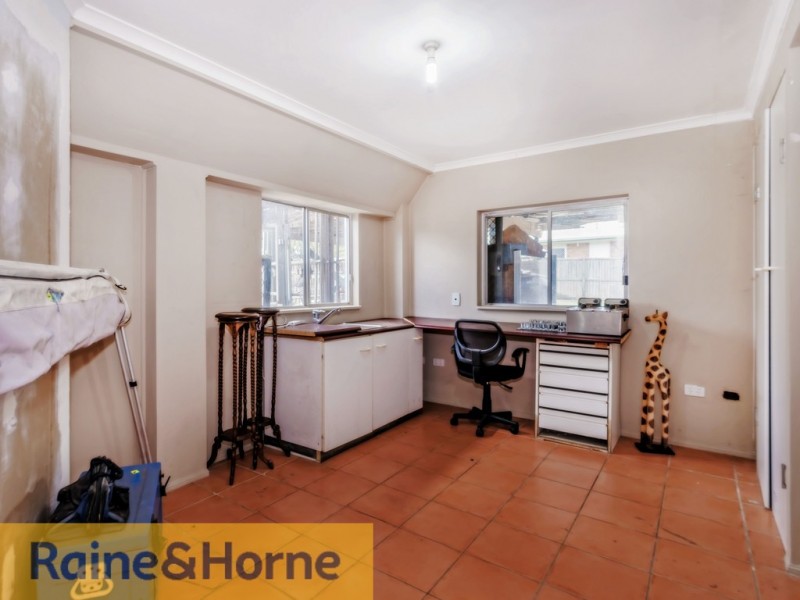 33 Sherwood Street, Morayfield QLD 4506