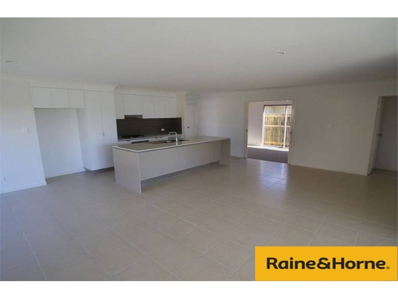 4 Swanston Crescent, Narangba QLD 4504