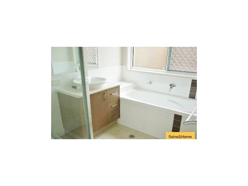 25 Adelaide Drive, Caboolture South QLD 4510