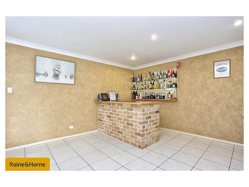 7-9 Ardel Place, Sandstone Point QLD 4511