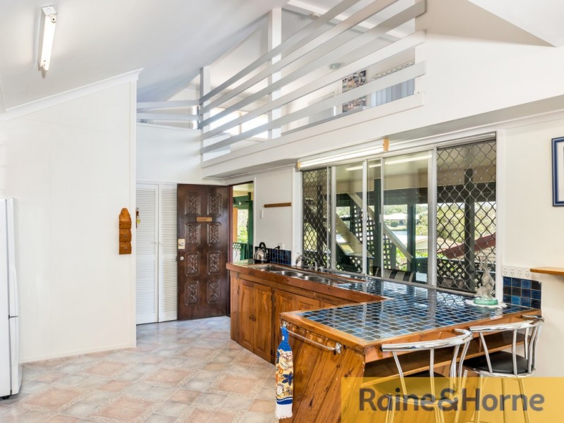 98 Biggs Avenue, Beachmere QLD 4510