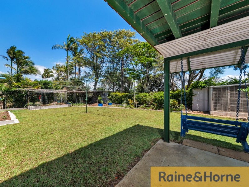 98 Biggs Avenue, Beachmere QLD 4510