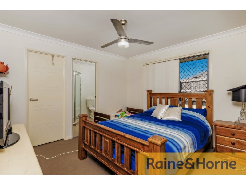 6 Tia Close, Morayfield QLD 4506