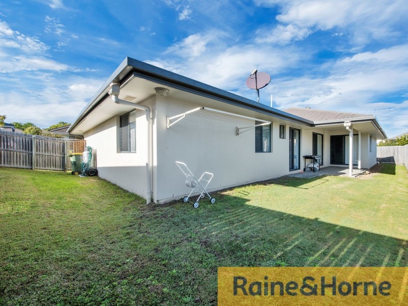 1 Sugarglider Close, Morayfield QLD 4506